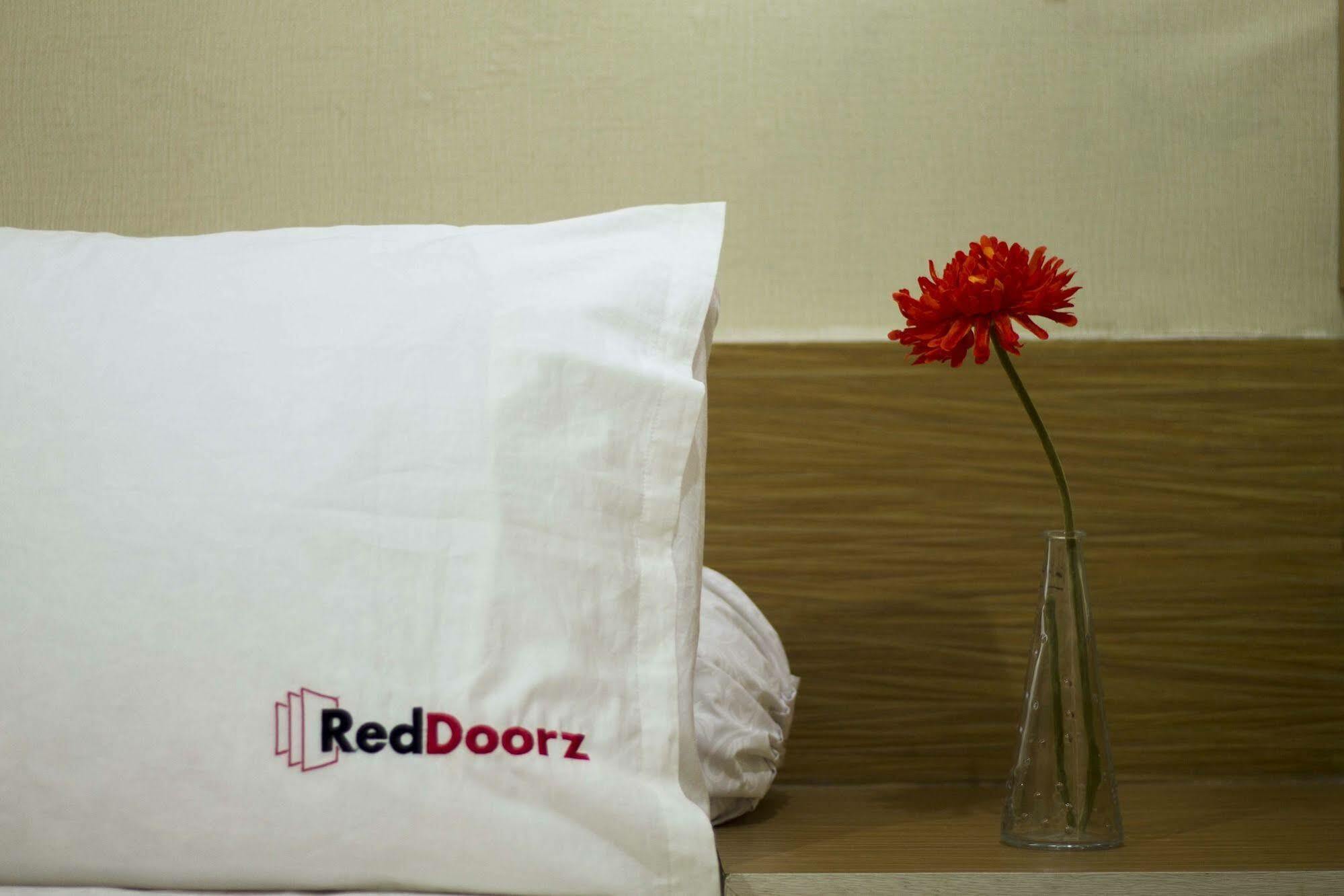 Reddoorz Near Raya Semer Canggu Eksteriør bilde